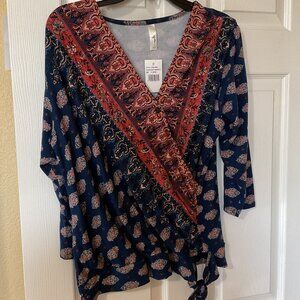 NWT Loveappella top XL